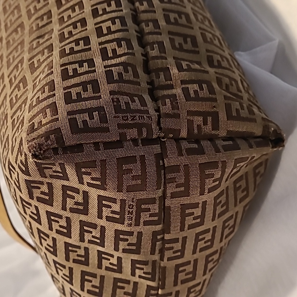 Fendi Zucca Neverfull - Picture 5 of 6